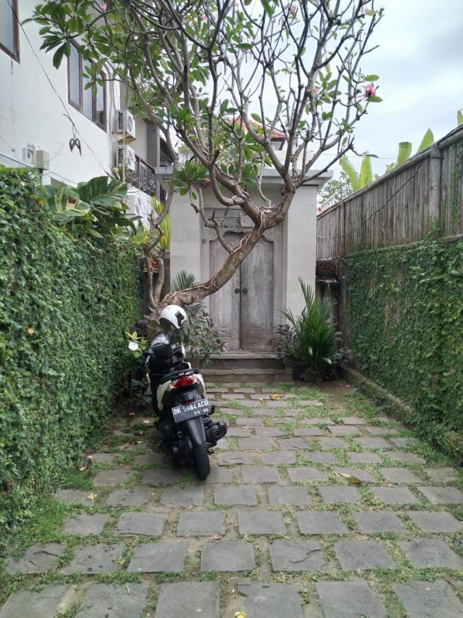 Ngetis Home Stay Sanur  Exterior photo